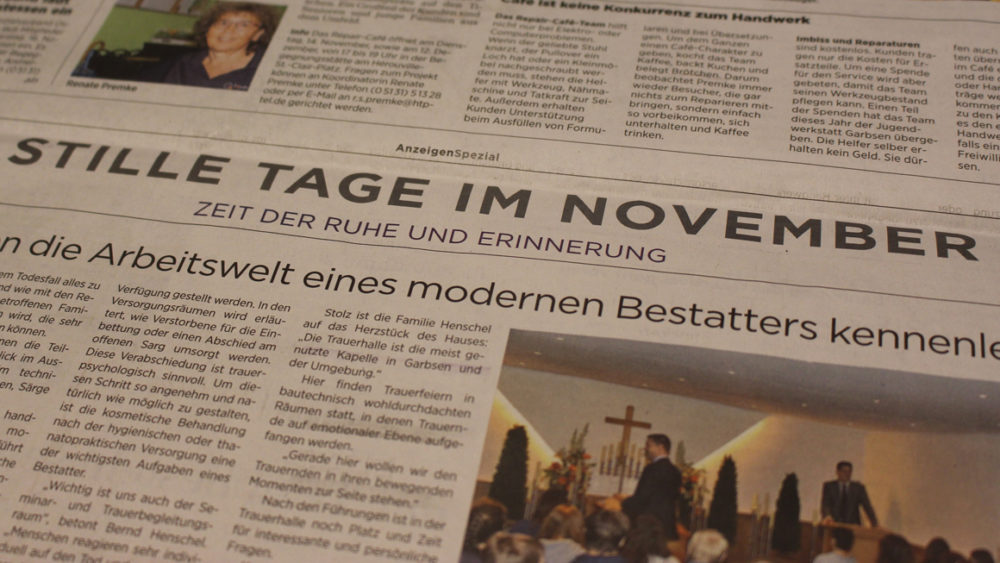 Zeitungsartikel Stille Tage im November